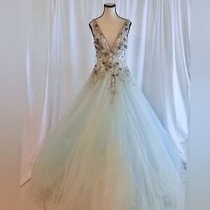 NWT Jovani 61109 Light Blue Floral Appliqué Tulle Prom Dress Sz 4 Designer Gown